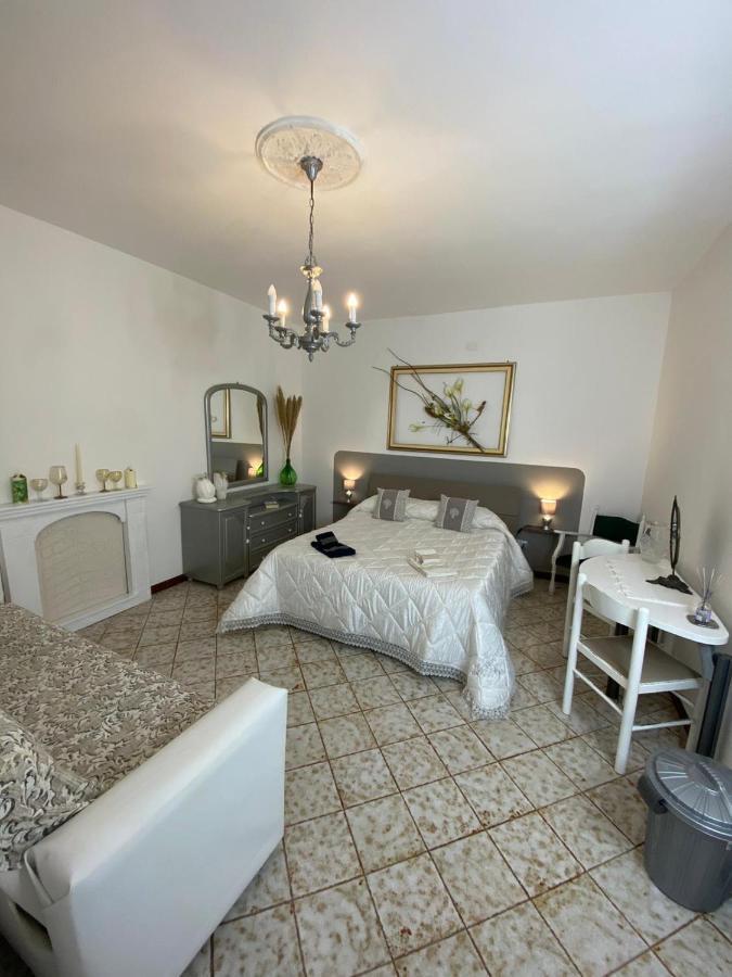 B&B Shardana Sennori Bagian luar foto
