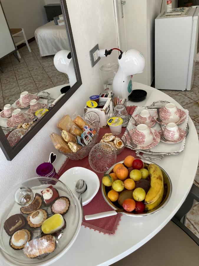 B&B Shardana Sennori Bagian luar foto